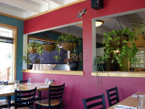 pizza-garden-interior-dscn4439