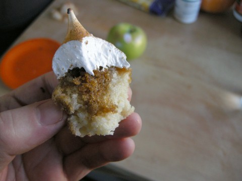 Crave Skinny Vanilla Latte Cupcake