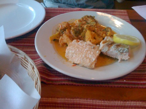 Horn of Africa Keluna with Salmon