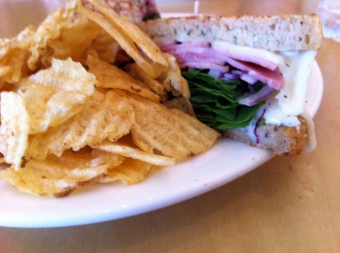 7-virtues-gluten-free-sandwich-IMG_2432